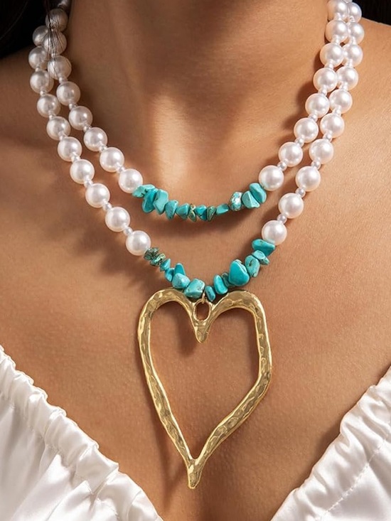 Anthropologie Jewelry - Anthropologie White Pearl & Turquoise Chip Necklace with Gold Heart Pendant